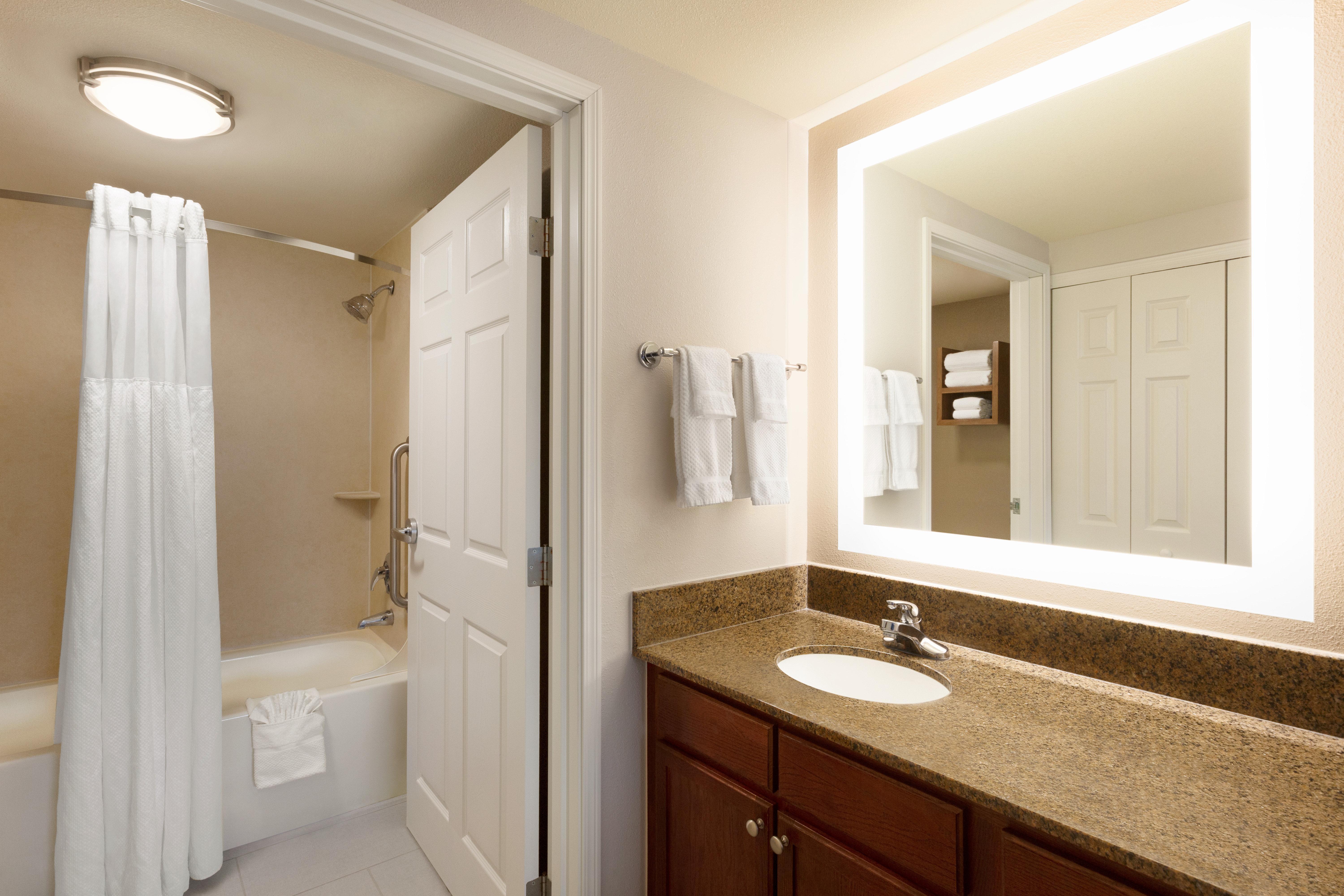 Staybridge Suites Tampa East- Brandon By Ihg Mango Luaran gambar