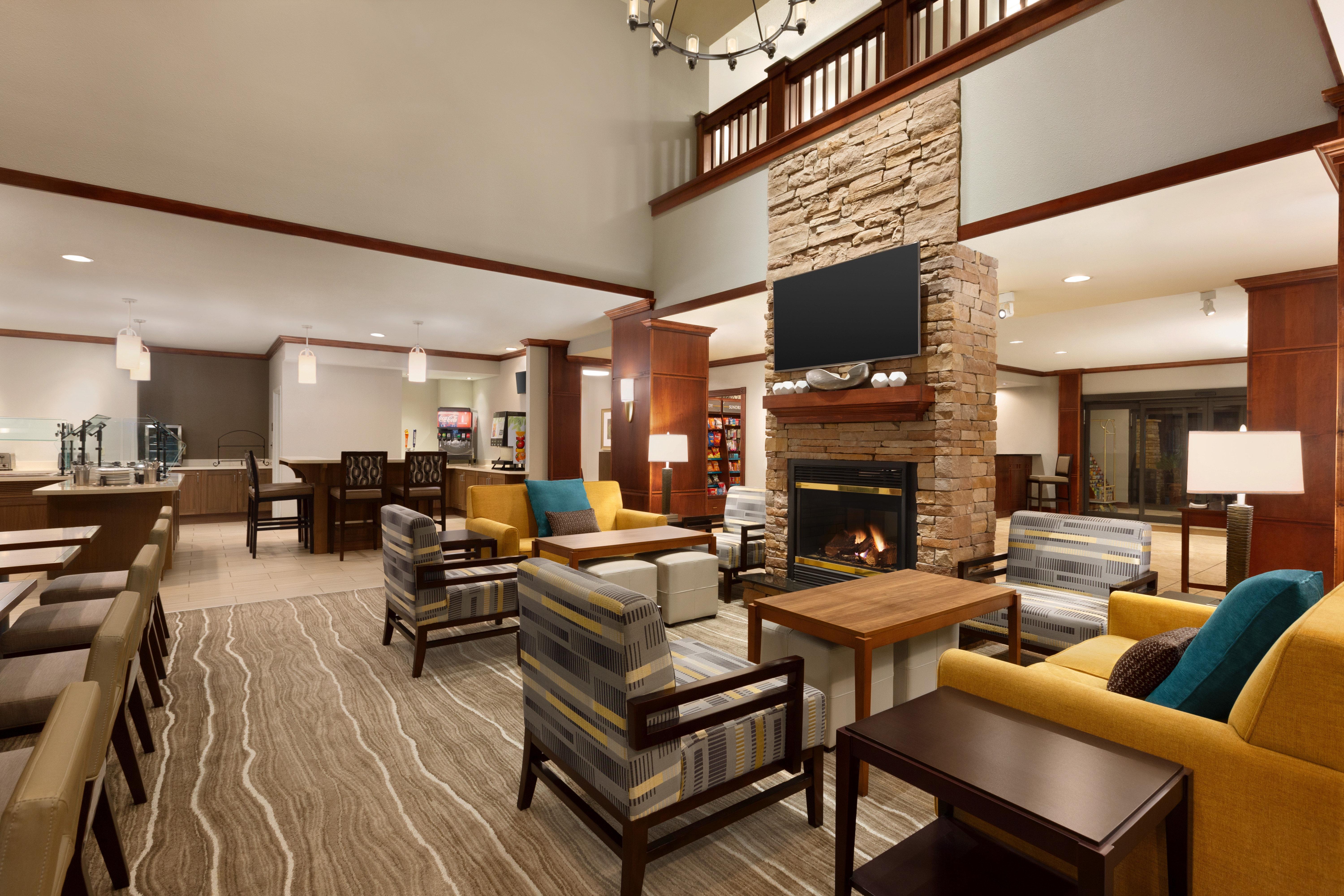 Staybridge Suites Tampa East- Brandon By Ihg Mango Luaran gambar